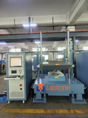 Sistema di prova di urto progettato per soddisfare esigenze specifiche di prova basate sulla dimensione, sul peso e sulle prestazioni di urto richieste