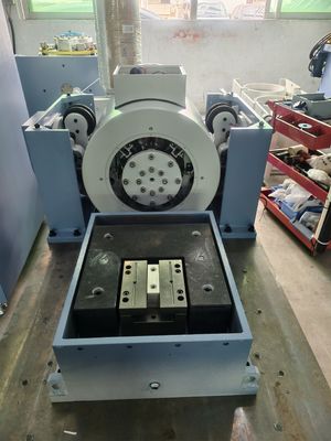 Sistema di prova a vibrazione casuale sinusoidale per test di laboratorio batterie