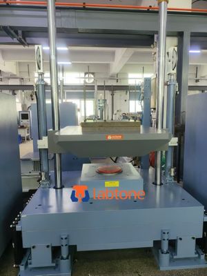 Sistema di prova di urto progettato per soddisfare esigenze specifiche di prova basate sulla dimensione, sul peso e sulle prestazioni di urto richieste