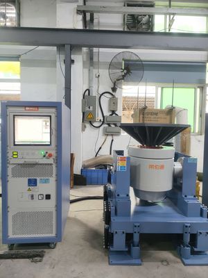 Sistema di prova delle vibrazioni dell'agitatore elettrodinamica con vibrazioni su 3 assi con installazione di una base resistente alle vibrazioni