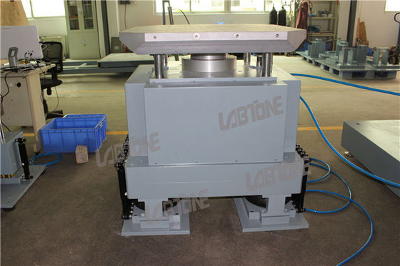 Macchina per prove d'urto con carico utile di 100 kg con tavola 700 x 800 mm Conforme a IEC 60068-2-27-2008