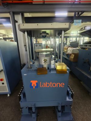 SKM700 macchina per la prova di urti per elettronica con IEC68-2-29 JIS C0042-1995